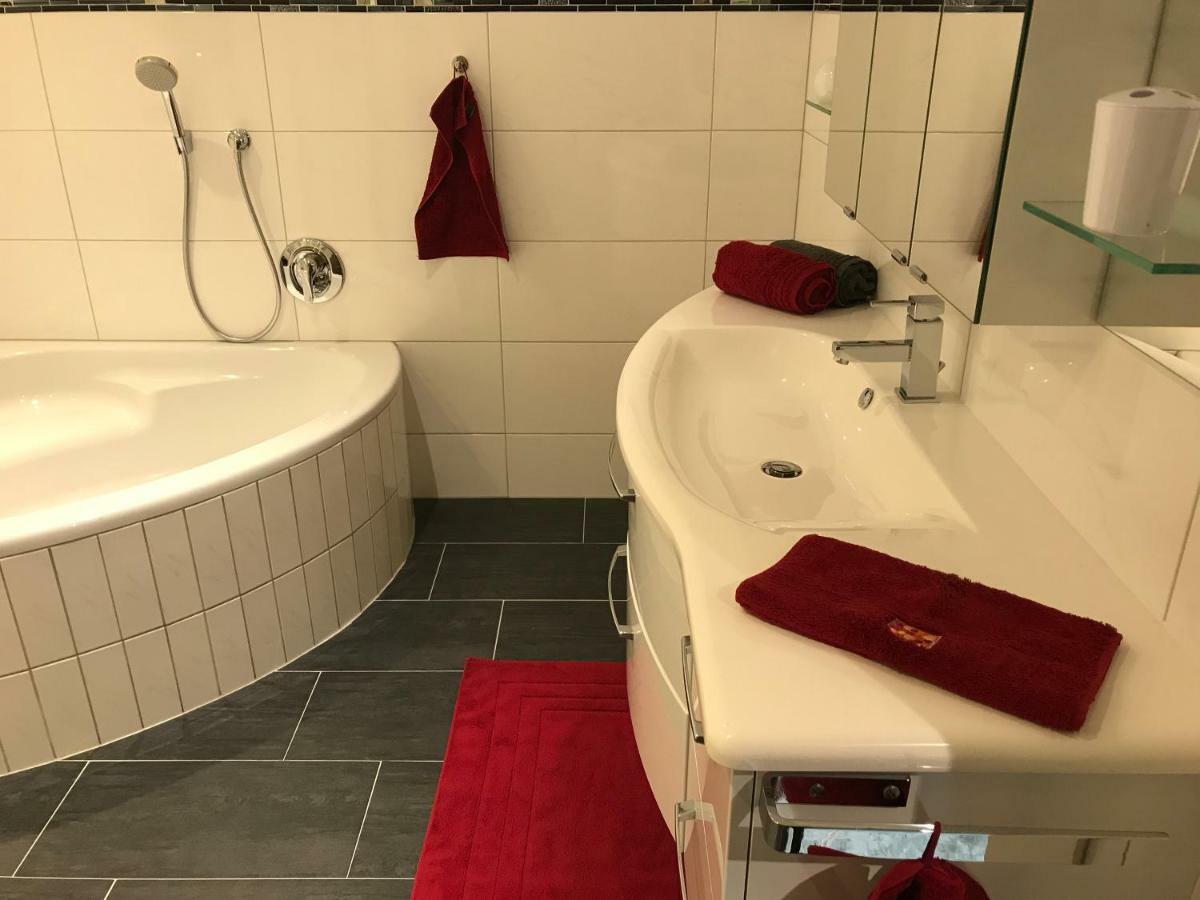 Appartement Elisabeth Inklusive Summer Card Umhausen Bagian luar foto