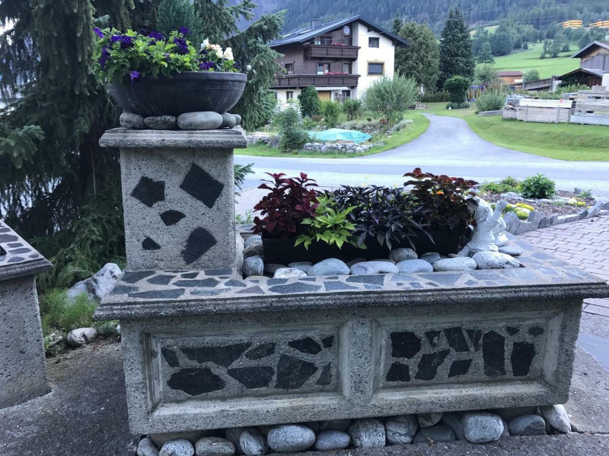 Appartement Elisabeth Inklusive Summer Card Umhausen Bagian luar foto
